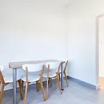 Robi 公寓